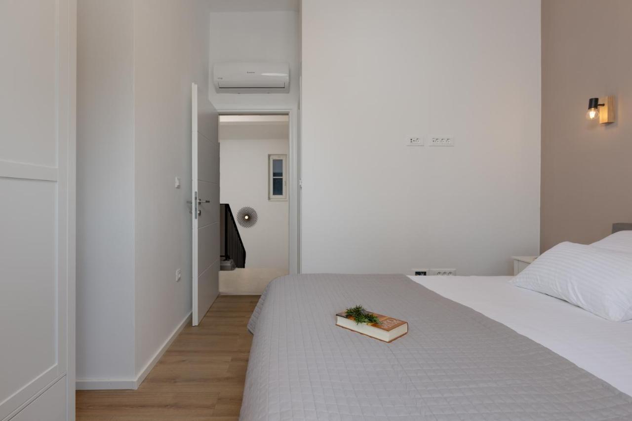 Villa Mediterra Prima Нин Екстериор снимка